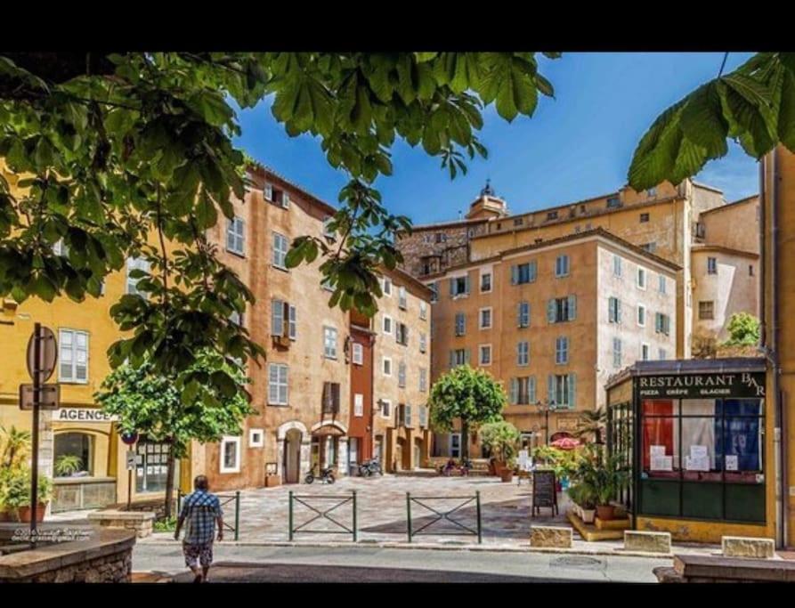 Grasse : Centre Ville Superbe Appartement 2 Chambres Екстер'єр фото